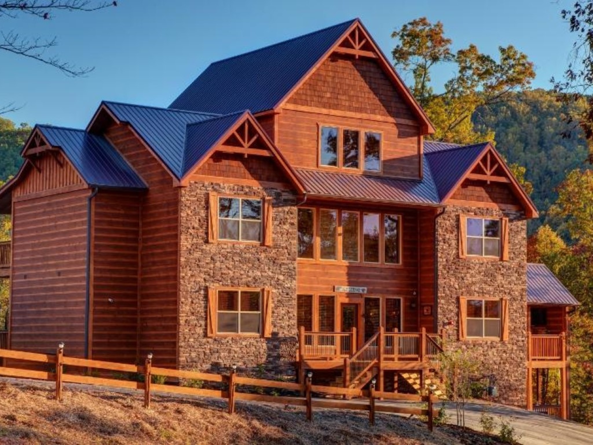 Smoky Mountain Lodge 12 Bedrooms 11 B Vacation Rentals By